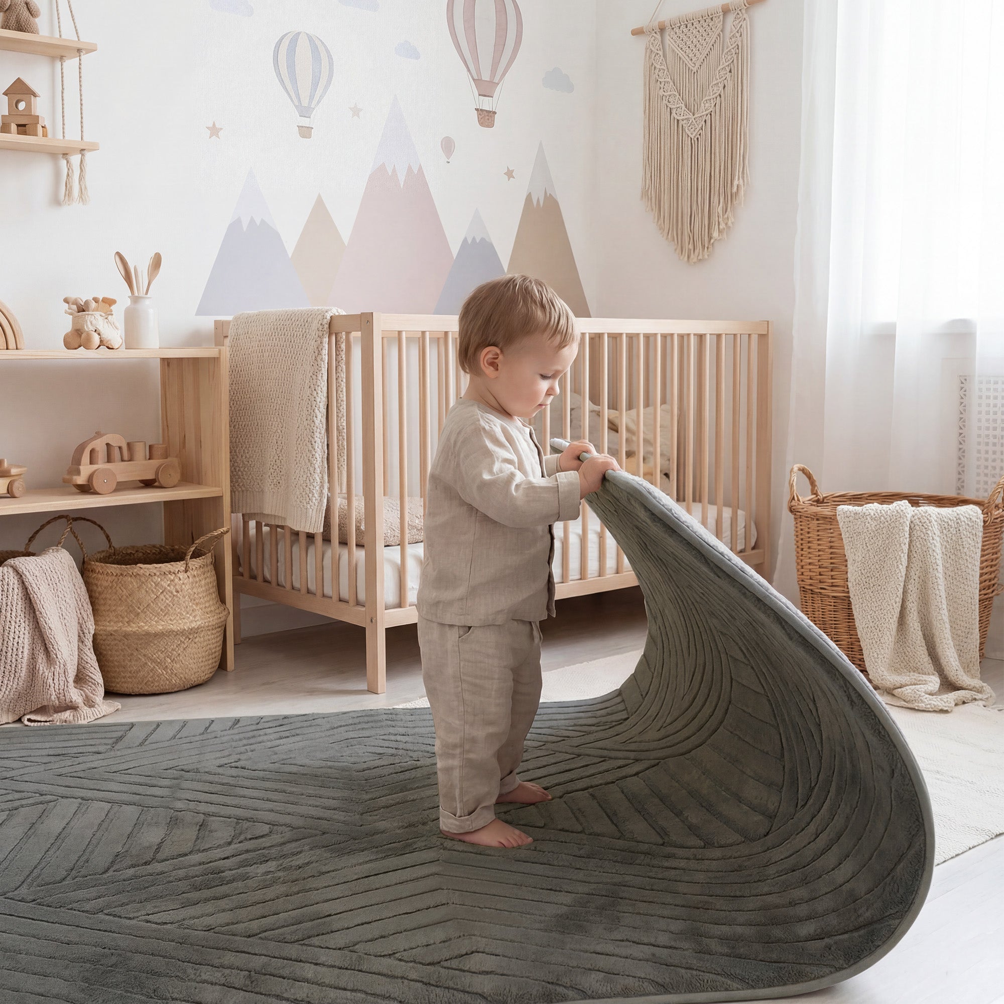 Diamond Weave Faux Fur Jacquard Plush Play Mat