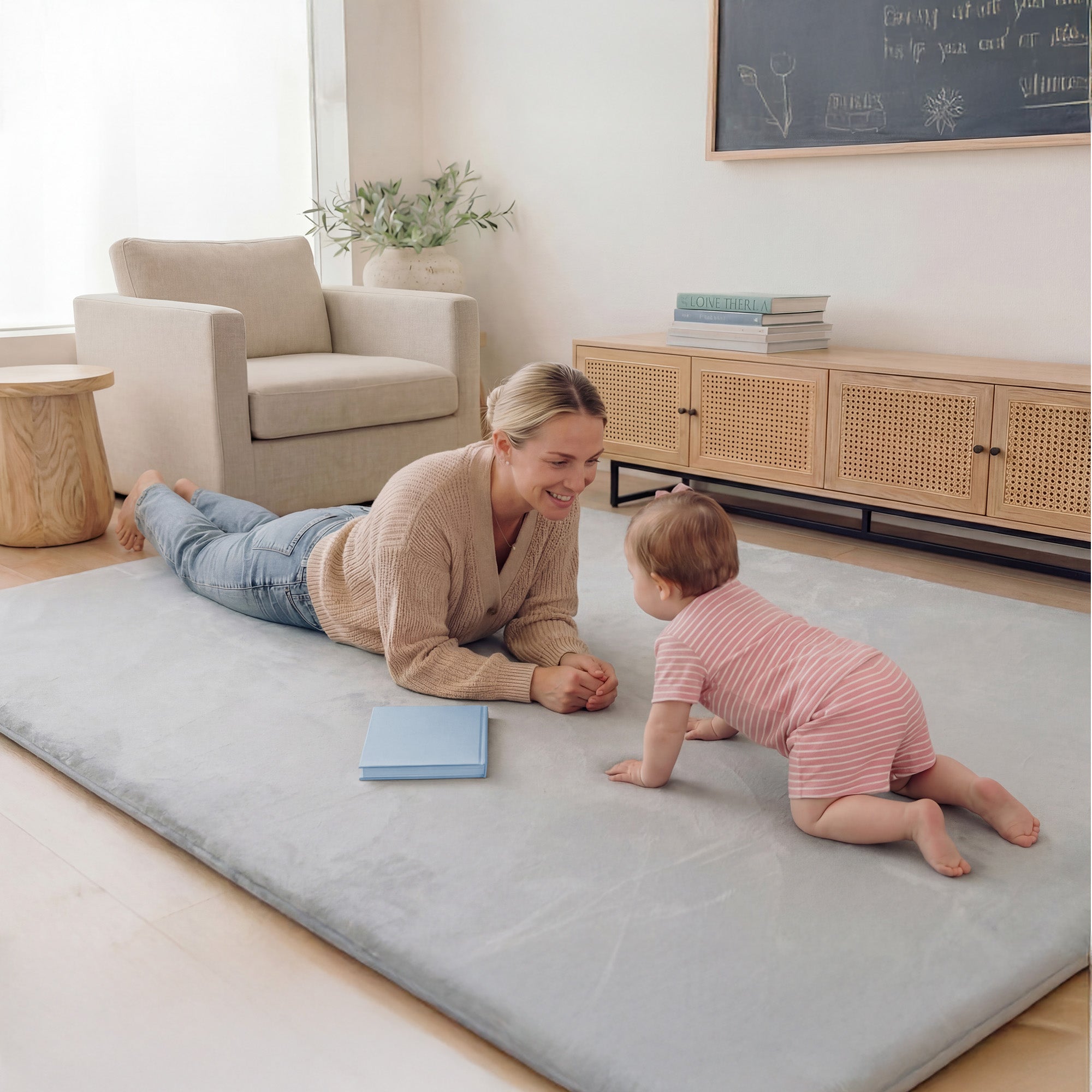 Plush Flannel Narrow-edge Baby Play Mat 1.5" Thick – Non-Slip, Splash Resistant