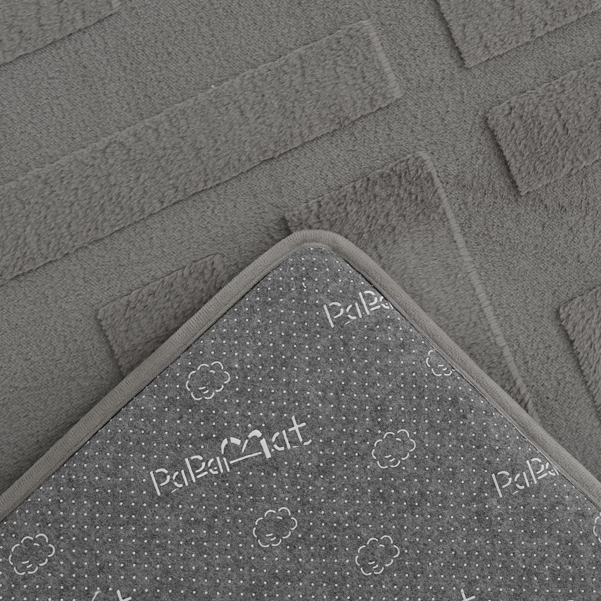 Classic Grid Faux Fur Jacquard Plush Play Mat