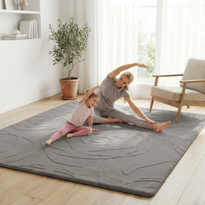 Rose Garden Faux Fur Jacquard Plush Play Mat