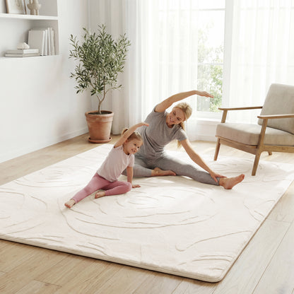 Rose Garden Faux Fur Jacquard Plush Play Mat